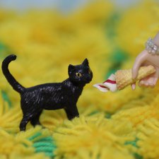 Неожиданное "Мяу", Phicen