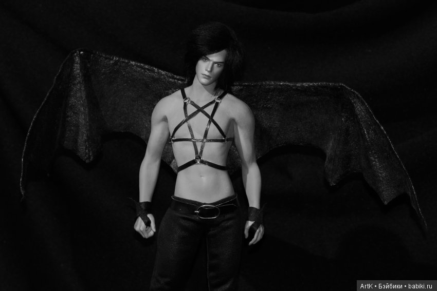 Темный ангел, Phicen — Куклы Phicen (TBLeague/Фицен): бесшовные тела