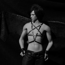 Темный ангел, Phicen