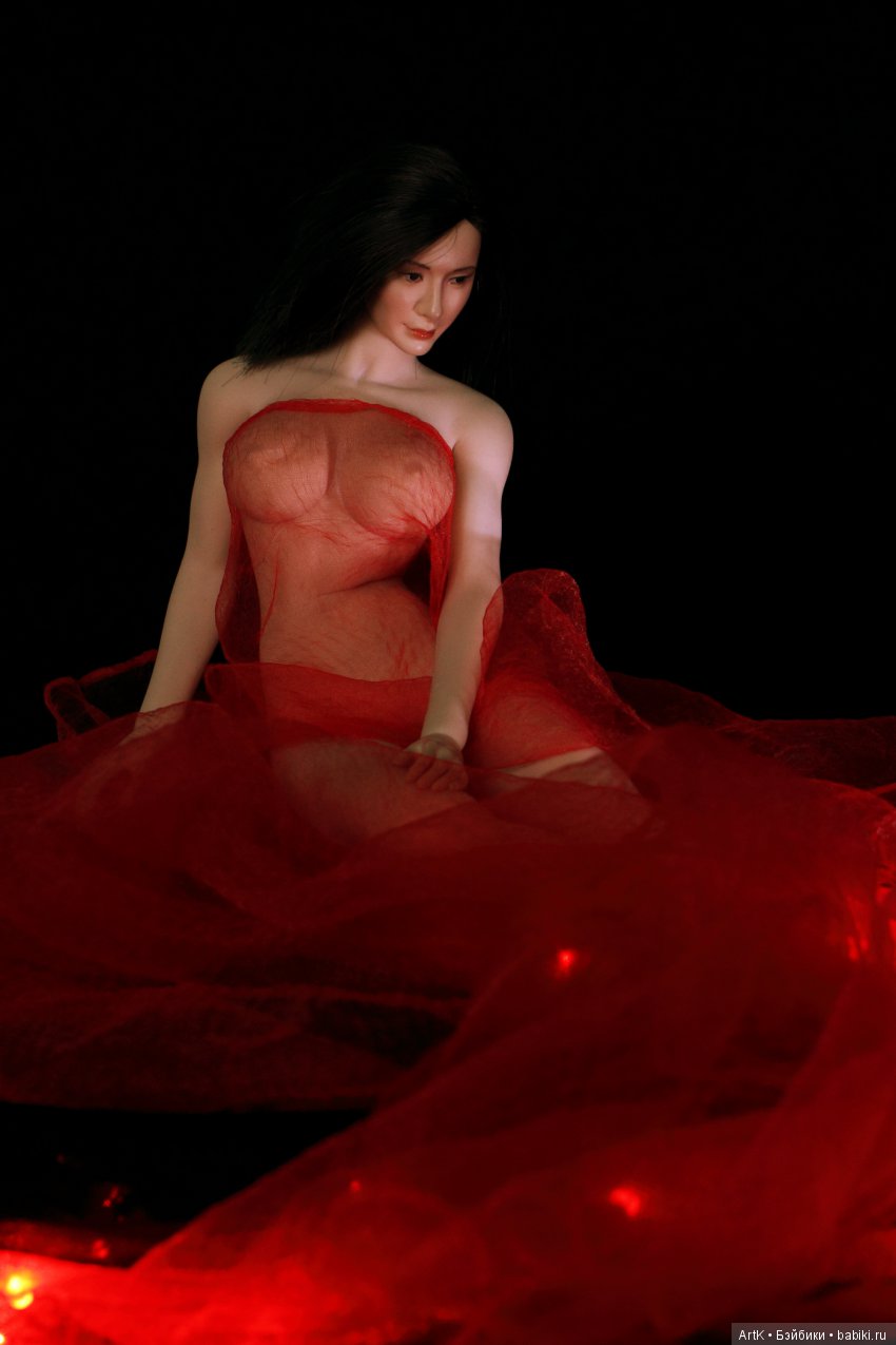 Засыпающий вулкан, Phicen