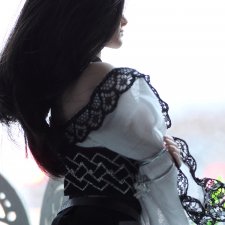 Дождь за окном, Phicen