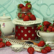 Ягодки, Phicen