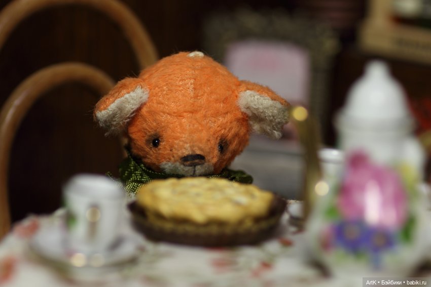 Начинка для пирога, Phicen