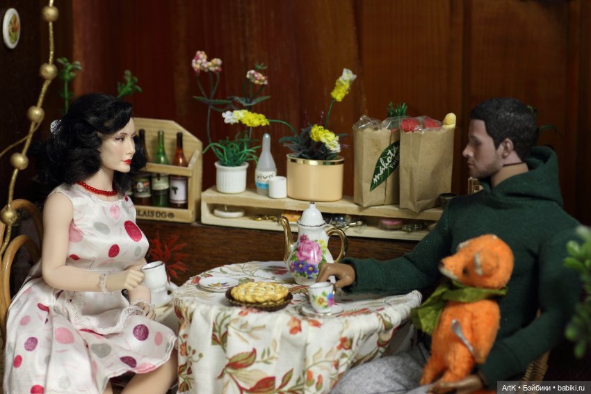 Начинка для пирога, Phicen