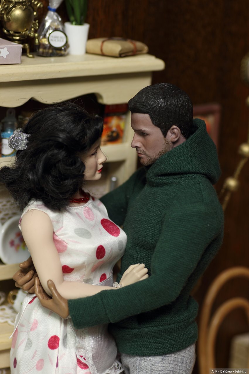 Начинка для пирога, Phicen