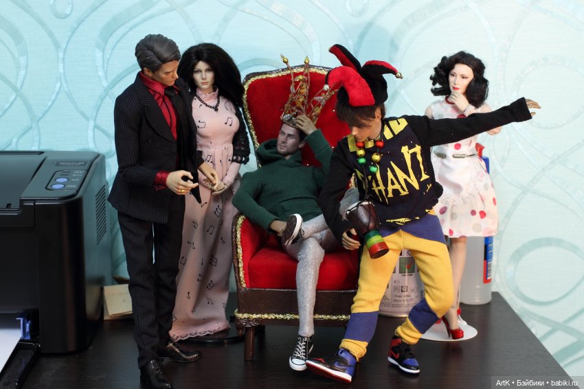 Знакомство, Phicen — Куклы Phicen (TBLeague/Фицен): бесшовные тела