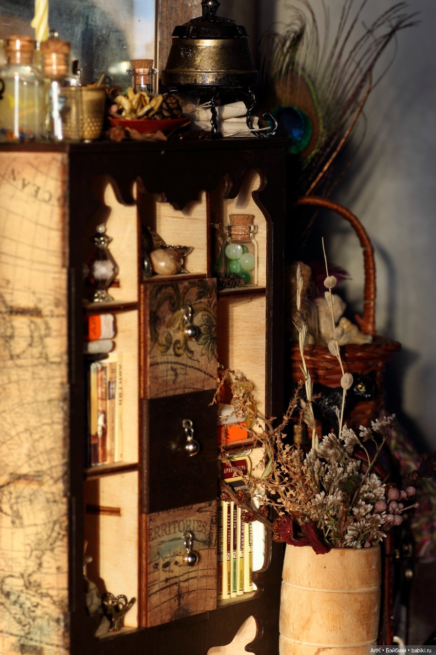 Шкаф для чародейки — Мебель для кукол и домиков: фото (фото 6)