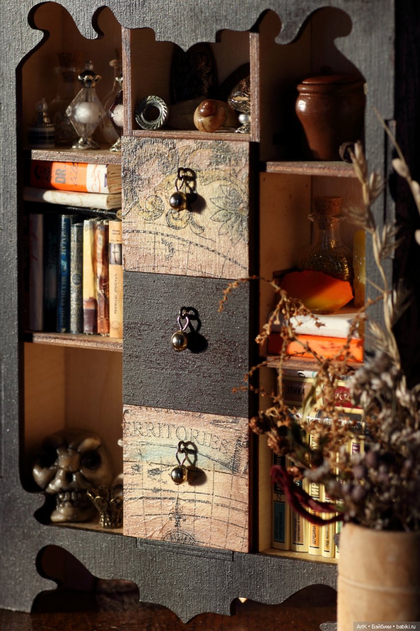 Шкаф для чародейки — Мебель для кукол и домиков: фото (фото 3)