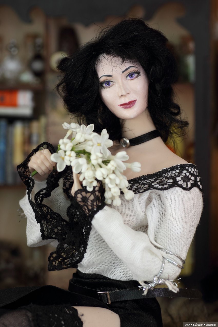 Шкаф для чародейки — Мебель для кукол и домиков: фото