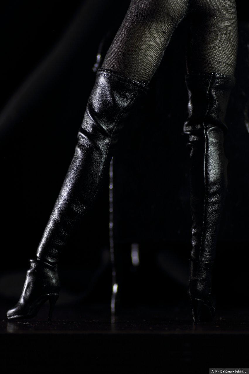 Линда в черном, Phicen, 16+ (фото 2)