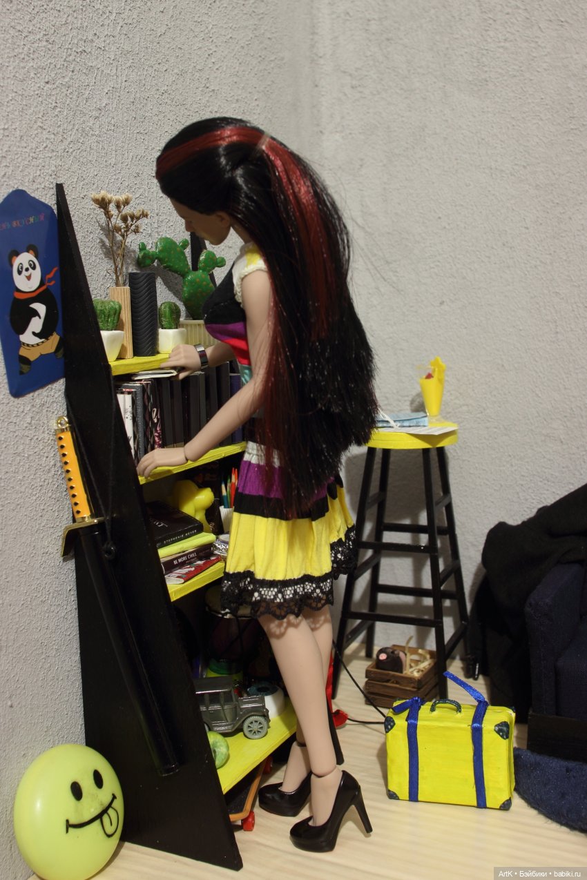 Разгадка, Phicen — Кукольные фотоистории и сериалы: комиксы