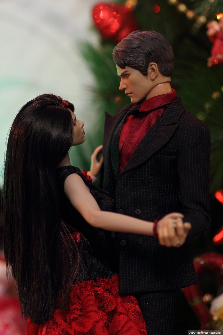 Новогодняя вечеринка, Phicen