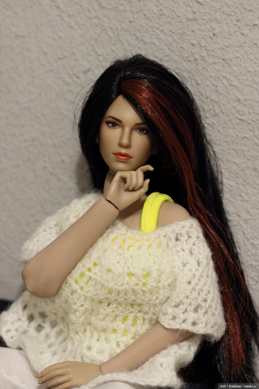 Шпильки, Phicen — Кукольные фотоистории и сериалы: комиксы