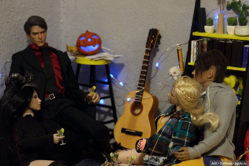 Вечеринка, Phicen — Куклы Phicen (TBLeague/Фицен): бесшовные тела