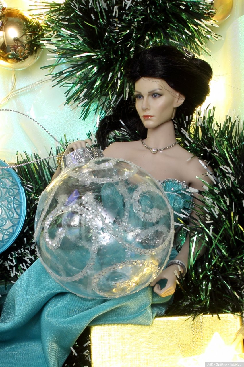 Коробка с "елочными игрушками", Phicen (фото 2)