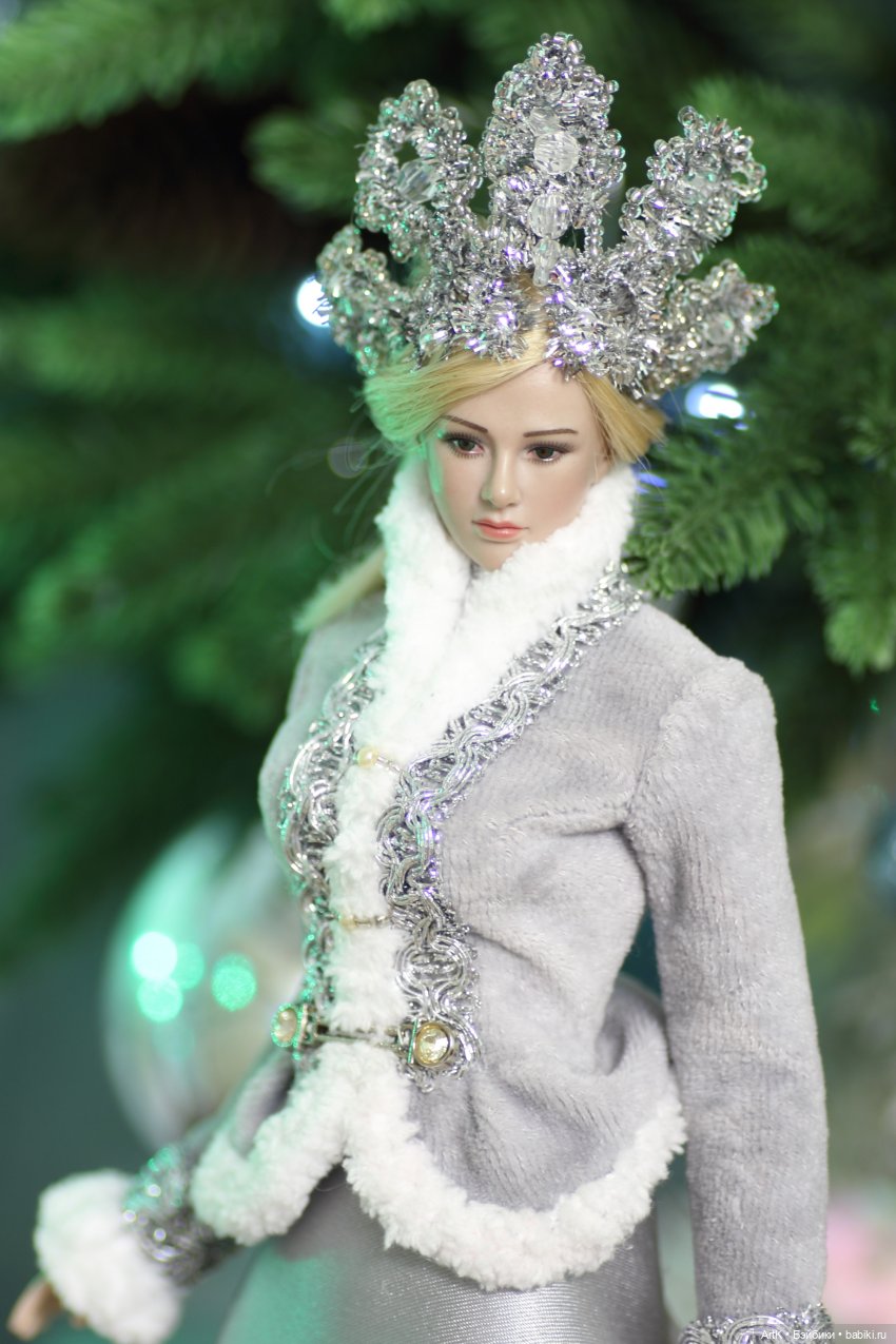 У елочки, Phicen — Одежда и обувь для кукол своими руками: фото (фото 3)