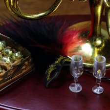 Бал-маскарад, Phicen