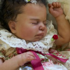 Куколка реборн Зара - спящая мулаточка