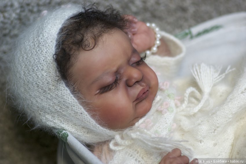 Темнокожая сплюшечка Америкус