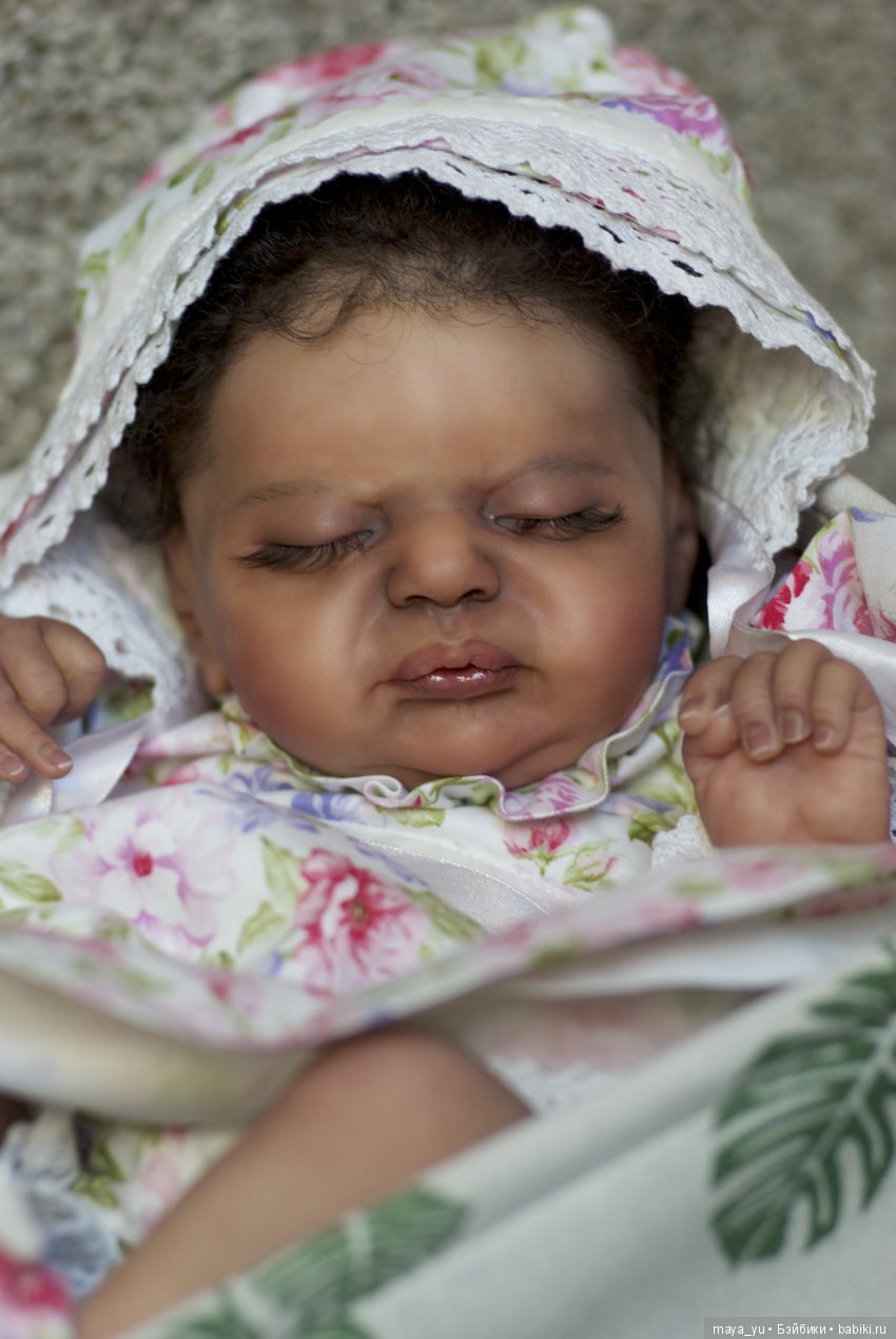 Темнокожая сплюшечка Америкус