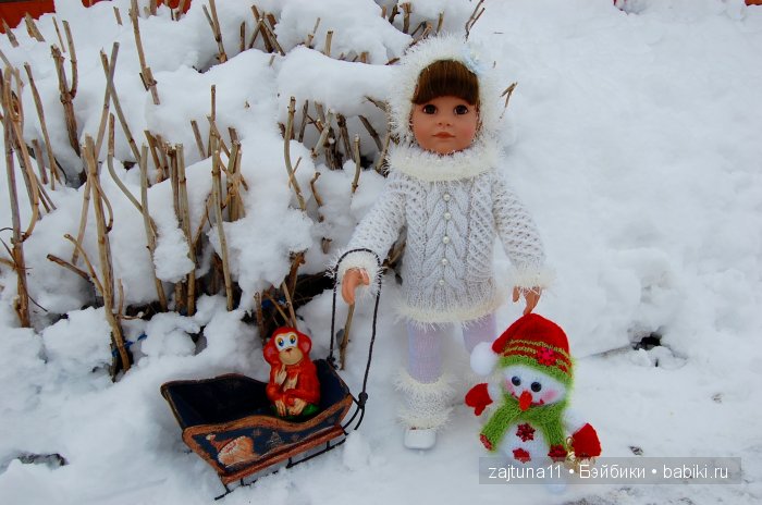 Белый топик. Зимние наряды на куклах Готц (фото 6)