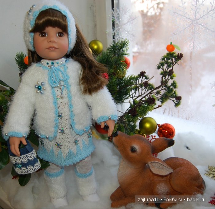 Белый топик. Зимние наряды на куклах Готц