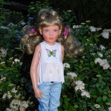 А мы вышли погулять и наряды показать