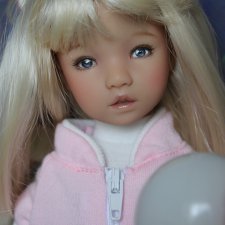 Моя Дианка, девочка с шариками  «Walk for the Cure», автор А.Дрейк по эскизам Д.Эффнер