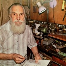 Астрецовская фабрика игрушек. Скульптор Савельев Борис Дмитриевич