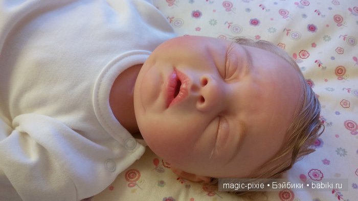 Lovelyn,Ping Lau,Gaya