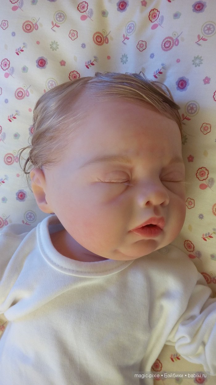 Lovelyn,Ping Lau,Gaya