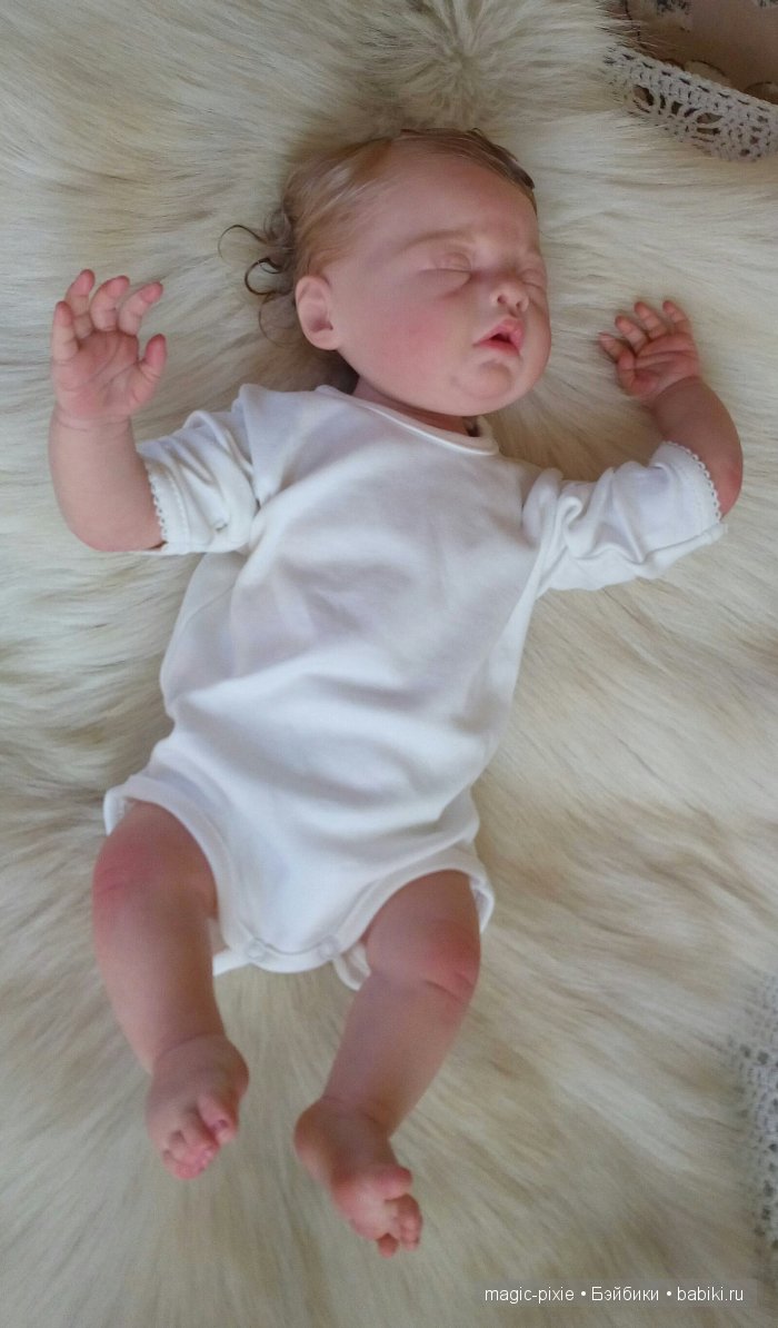 Lovelyn,Ping Lau,Gaya