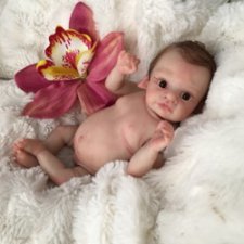 И ещё одна малышечка