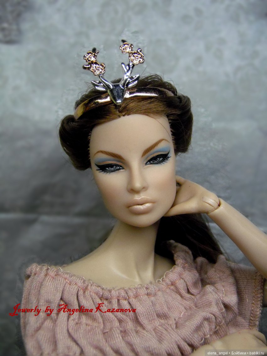 Немного новых украшений для волос для кукол 1/6