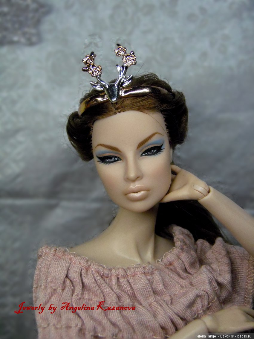 Немного новых украшений для волос для кукол 1/6