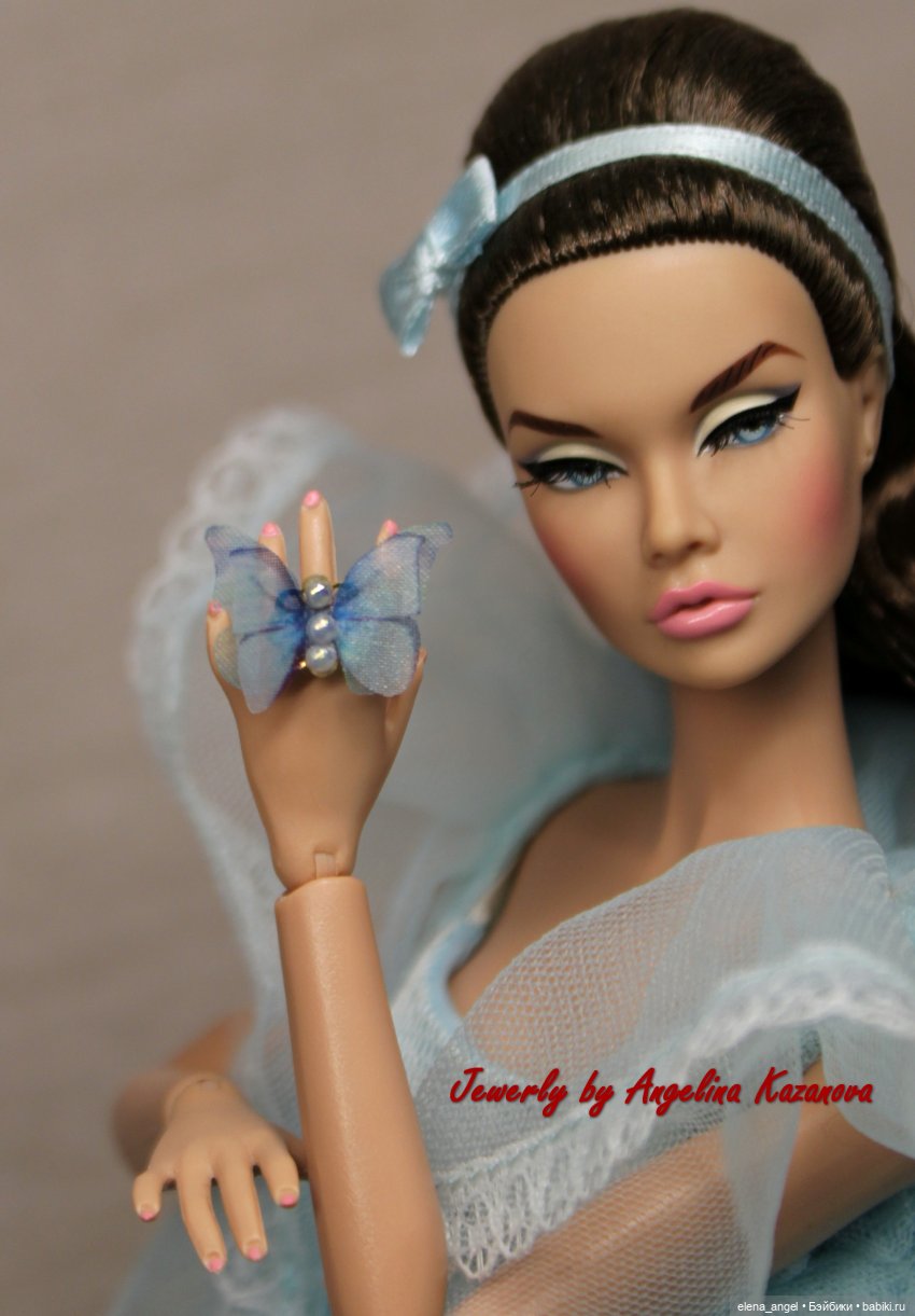 Миниатюрное кольцо "Бабочка" для кукол Fashion Royalty