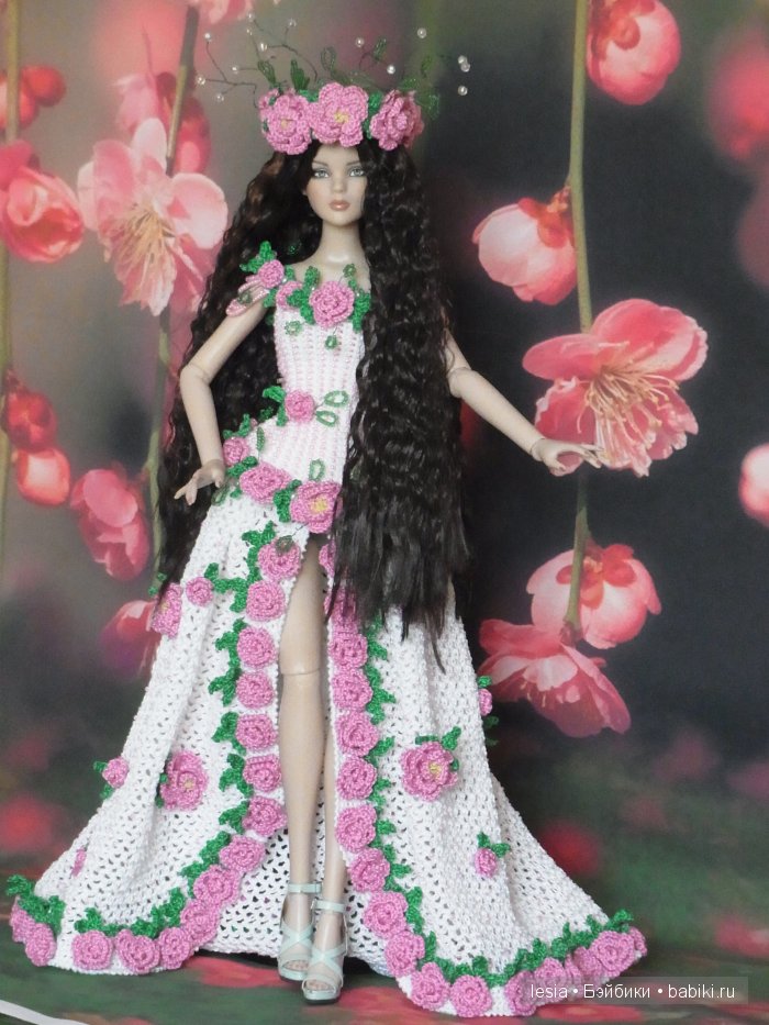 Вязаные наряды для Тоннер и Барби