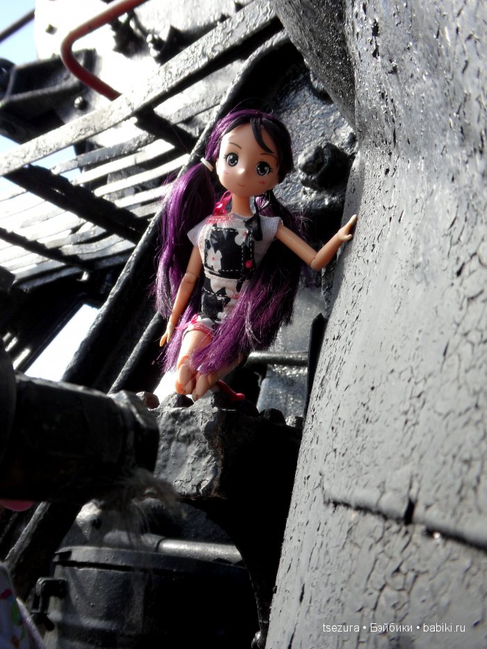 Алиса и паровоз Алиса и паровоз