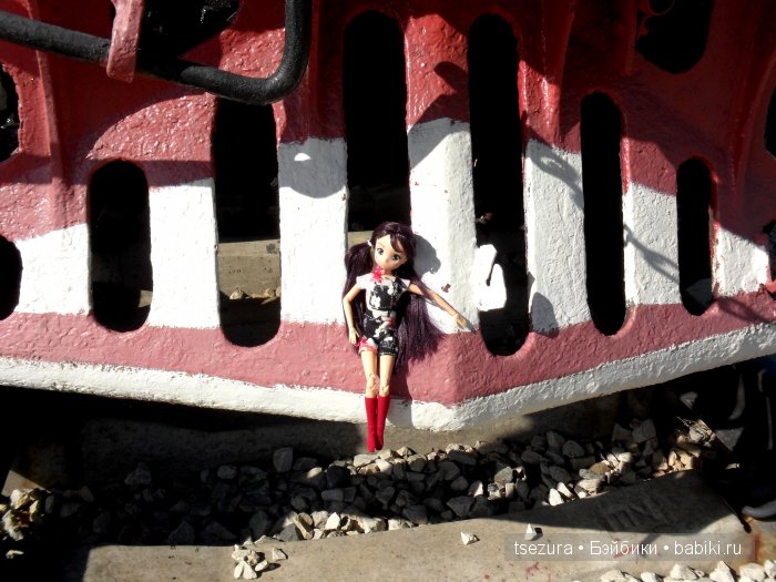 Алиса и паровоз Алиса и паровоз