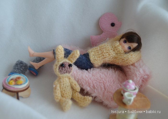 Айка и солнечный зайчик