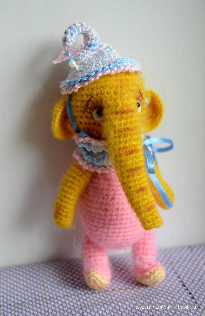 Здравствуйте, я Tsezura, и я амигурумиголик. Авторские игрушки своими руками