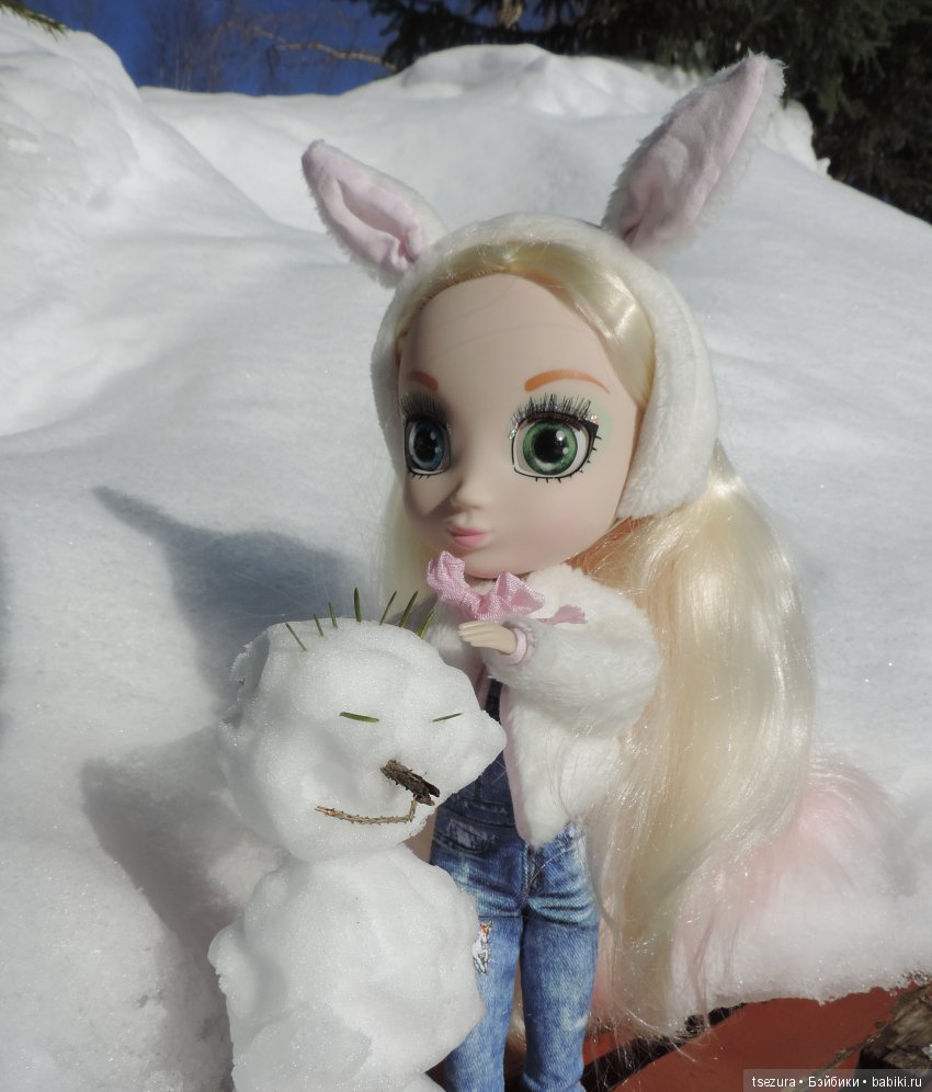 Белым по белому: блондинка на снегу (фото 5)