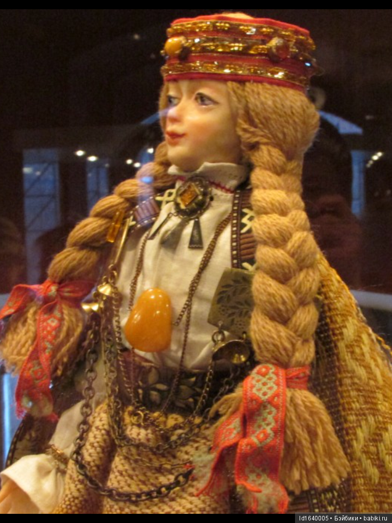 Милая сердцу Божедомка. Ч.5. Выставка "Парк янтарного периода". "Слезы Гелиад". "Янтарь и куклы"