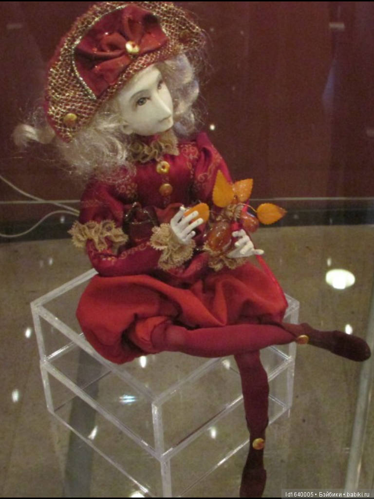 Милая сердцу Божедомка. Ч.5. Выставка "Парк янтарного периода". "Слезы Гелиад". "Янтарь и куклы"