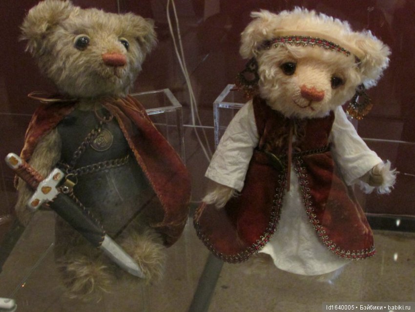 Милая сердцу Божедомка. Ч.5. Выставка "Парк янтарного периода". "Слезы Гелиад". "Янтарь и куклы"