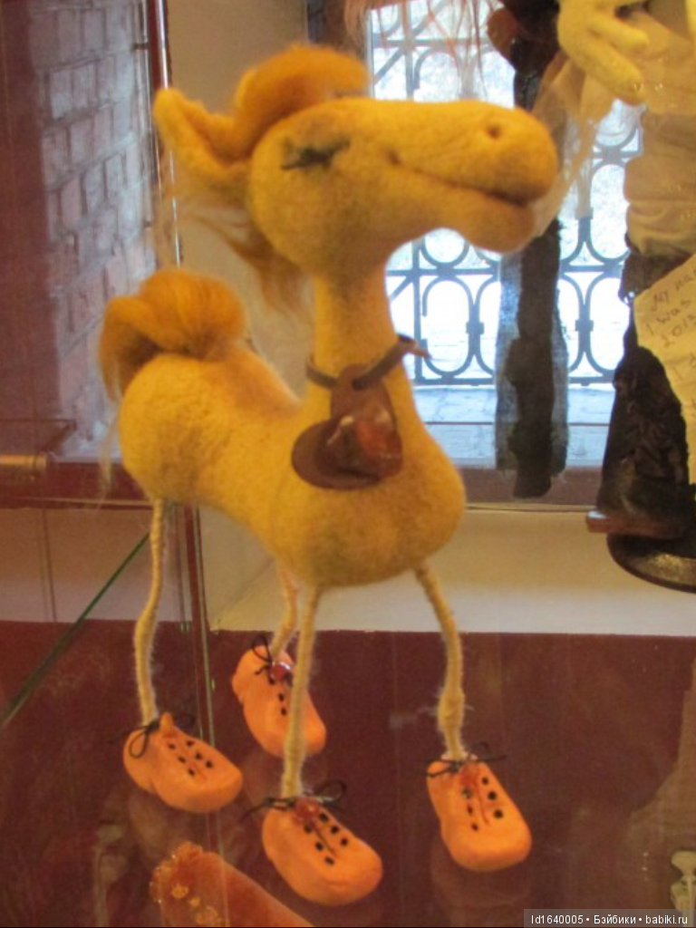 Милая сердцу Божедомка. Ч.5. Выставка "Парк янтарного периода". "Слезы Гелиад". "Янтарь и куклы"