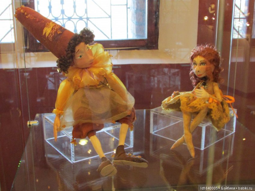 Милая сердцу Божедомка. Ч.5. Выставка "Парк янтарного периода". "Слезы Гелиад". "Янтарь и куклы"