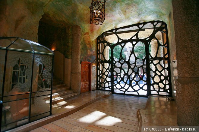 Путешествие Минуш в Испанию. Каталония. ч.2. Донна Барселона. Храм искупления грехов