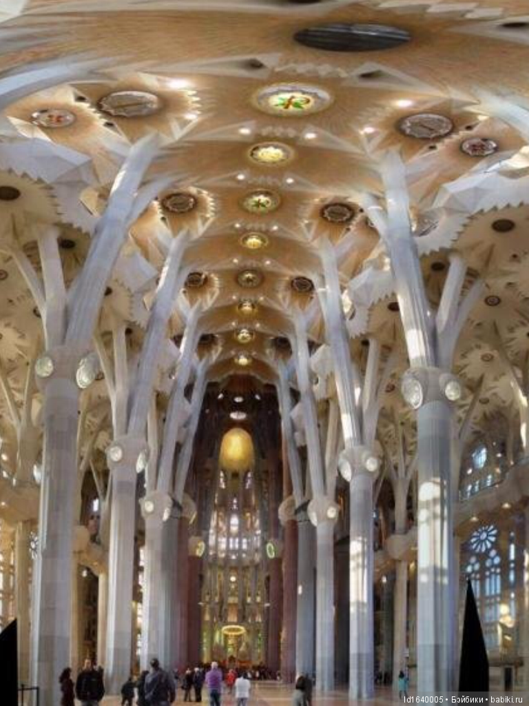 Путешествие Минуш в Испанию. Каталония. ч.2. Донна Барселона. Храм искупления грехов