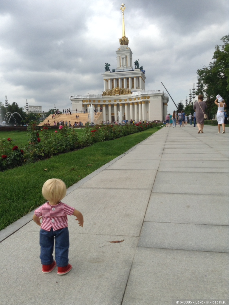Прогулки с куклами по "территории праздника". Легенды и призраки СССР и быль 80-летней красавицы. Ч.1